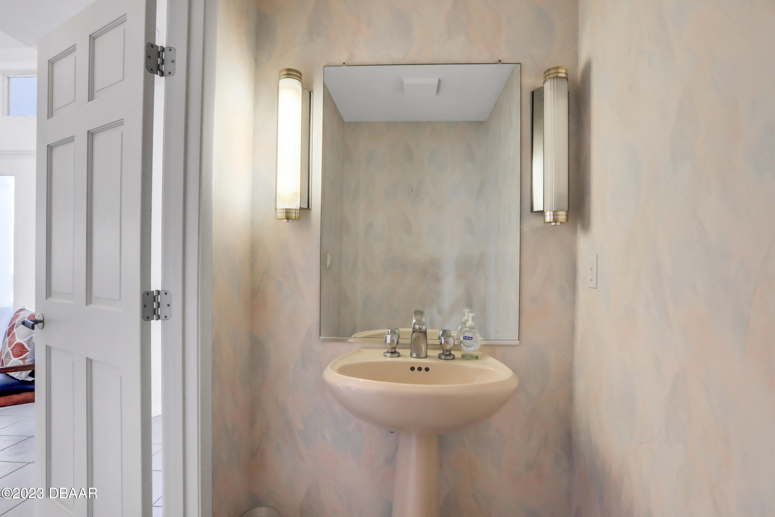 435 Ocean Shore Boulevard Ormond Beach, FL 32176 - Photo 18 of 71 297A2622