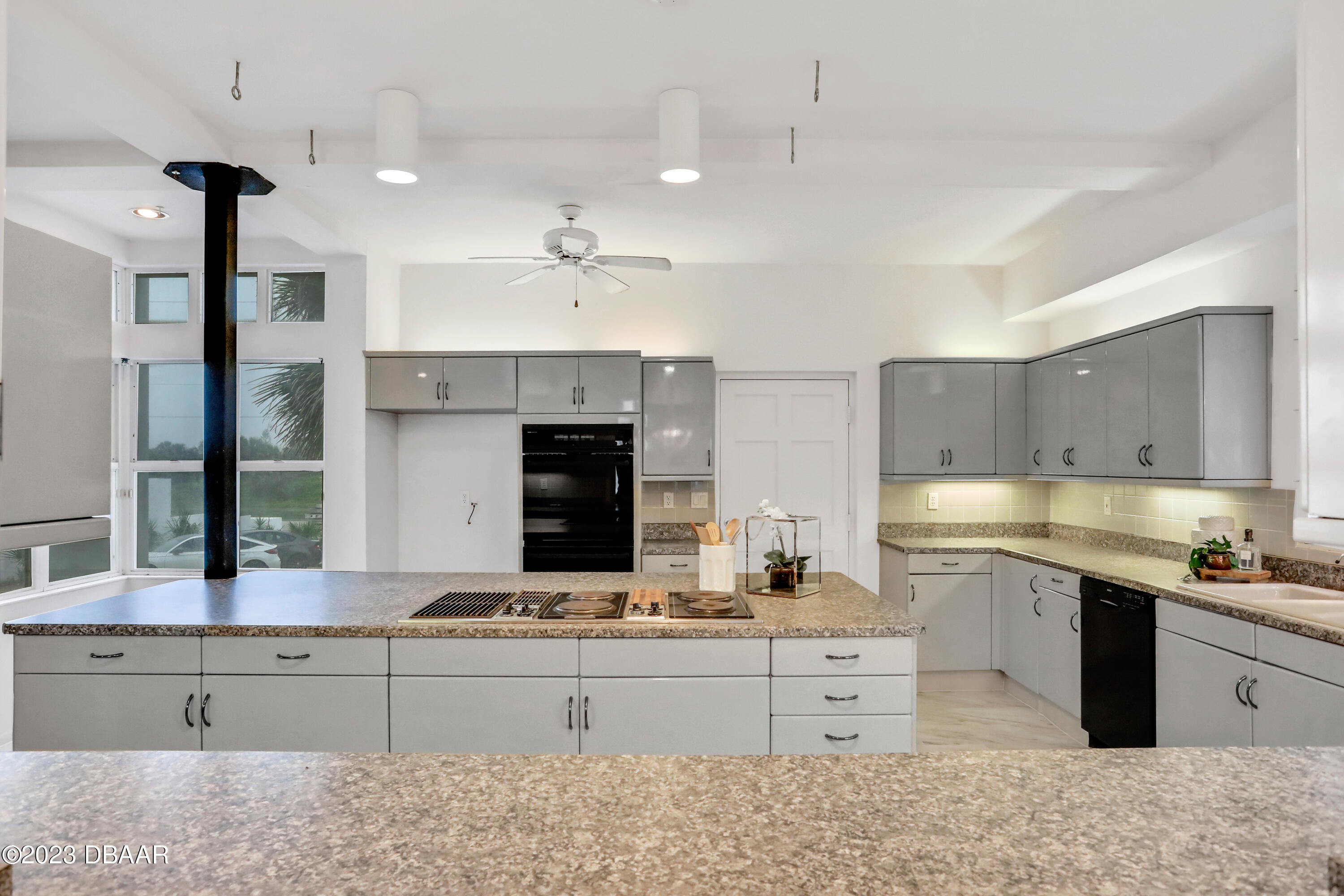 435 Ocean Shore Boulevard Ormond Beach, FL 32176 - Photo 52 of 71 7O0A1074