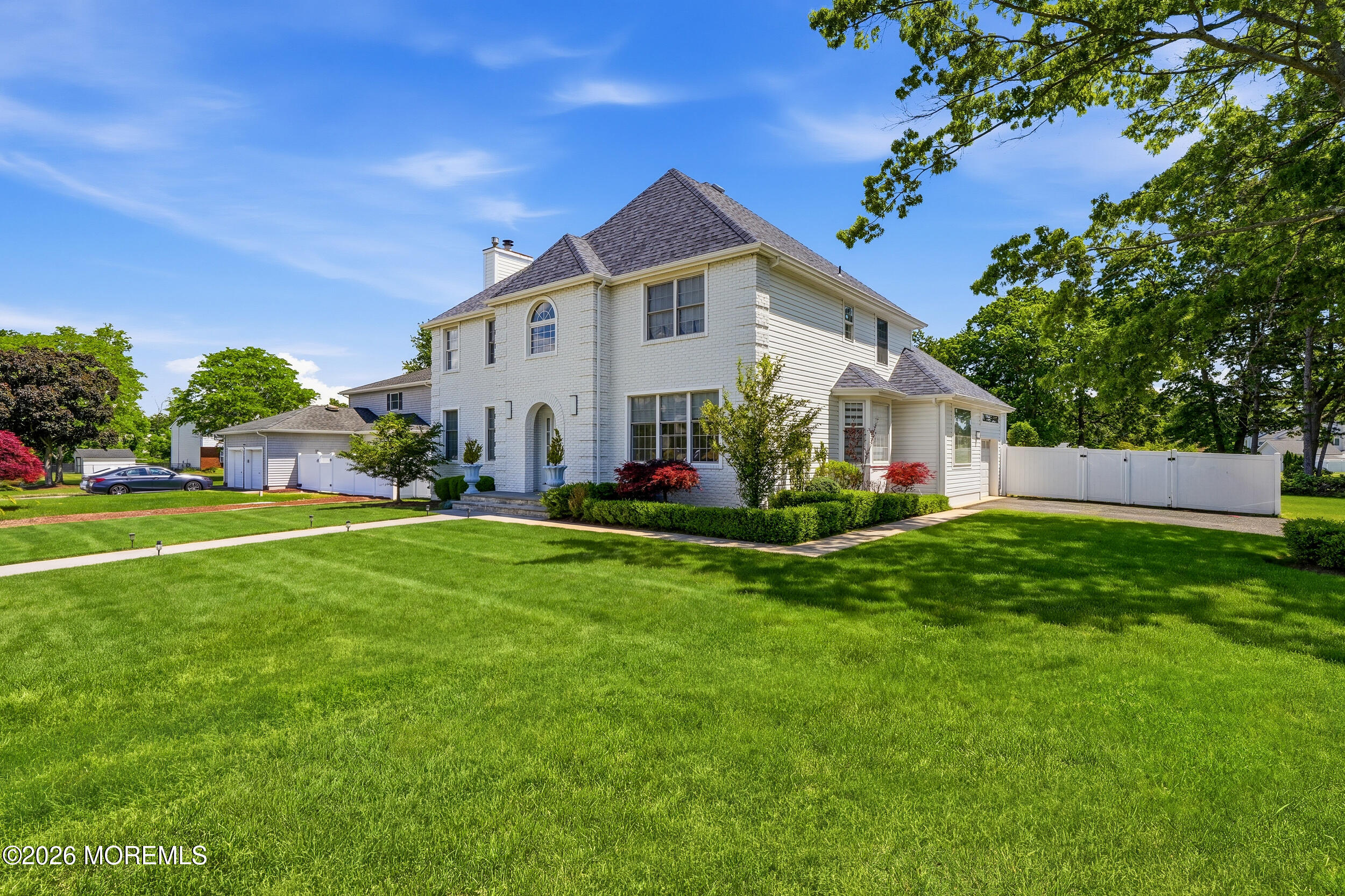 17 Georgetown Road Eatontown, NJ 07724 - Photo 2 of 36 005