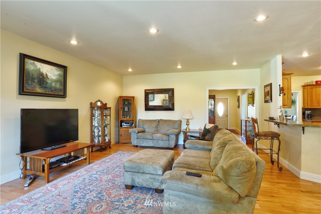 1217 Monte Elma Road Elma, WA 98541 - Photo 16 of 39 Gallery Image 16