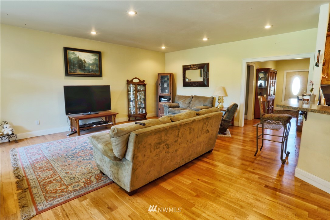 1217 Monte Elma Road Elma, WA 98541 - Photo 17 of 39 Gallery Image 17