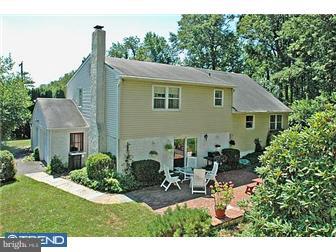 5423 Ridgeview Drive Doylestown, PA 18902 - Photo 2 of 12 Exterior Back