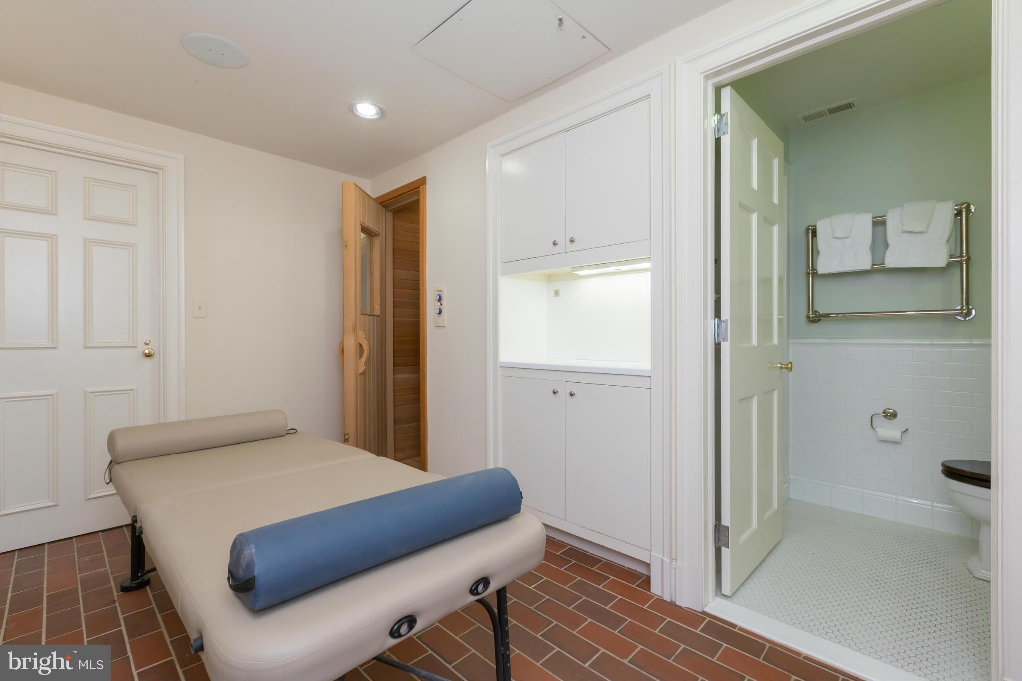 3425 Prospect Street Northwest Washington, DC 20007 - Photo 23 of 30 Interior (General)