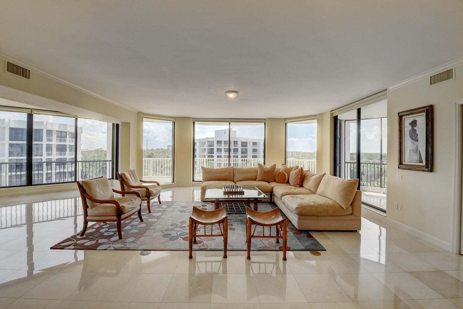 20320 Fairway Oaks Drive, Unit 374 Boca Raton, FL 33434 - Photo 1 of 41 primary photo