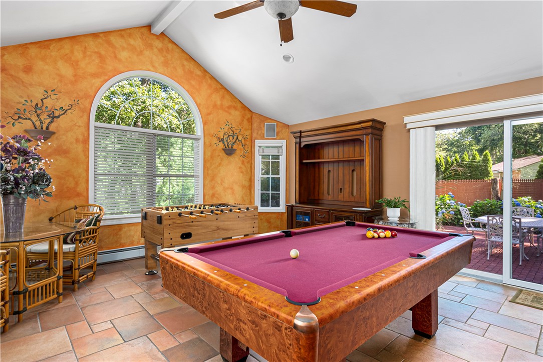 79 Ladderlook Road Warwick, RI 02886 - Photo 18 of 38 Sunroom/Game Room