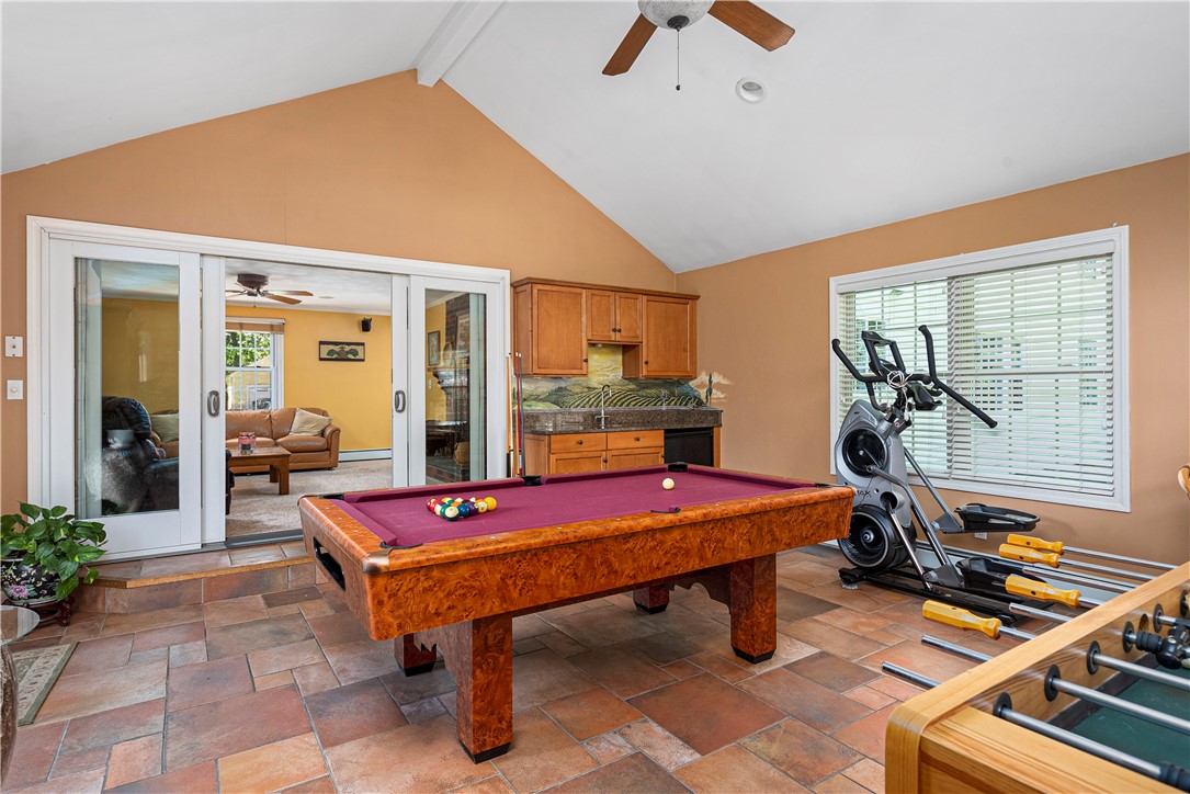 79 Ladderlook Road Warwick, RI 02886 - Photo 19 of 38 Sunroom/Game room