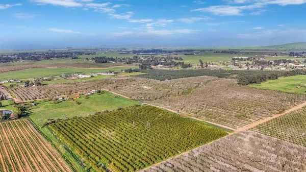 $4,395,000 | 12009 East Shaw Avenue, Clovis, CA 93619