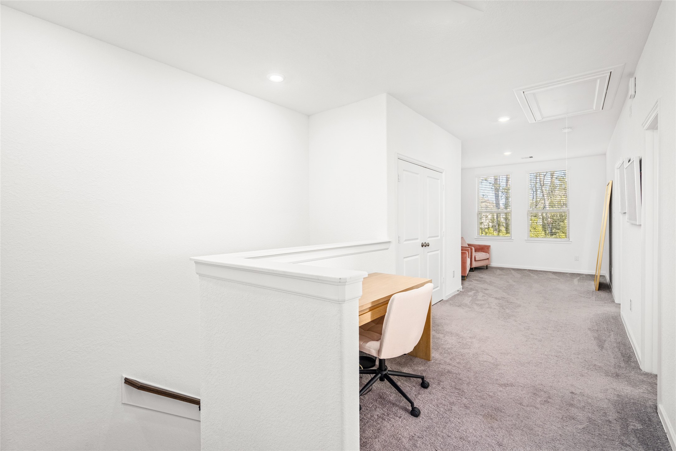 575 Dry Fork Lane Conroe, TX 77304 - Photo 15 of 34 a view of a livingroom with chairs