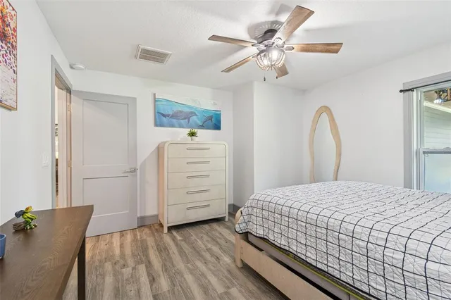 $7,500 | 292 Sunlit Cove Drive Northeast, St. Petersburg, FL 33702