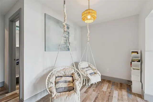 $7,500 | 292 Sunlit Cove Drive Northeast, St. Petersburg, FL 33702