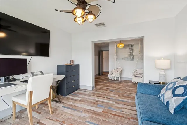 $7,500 | 292 Sunlit Cove Drive Northeast, St. Petersburg, FL 33702