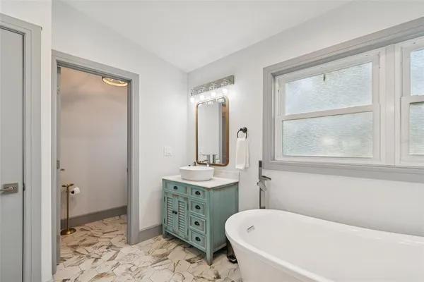 $7,000 | 292 Sunlit Cove Drive Northeast, St. Petersburg, FL 33702