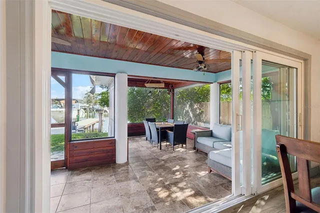 $7,500 | 292 Sunlit Cove Drive Northeast, St. Petersburg, FL 33702