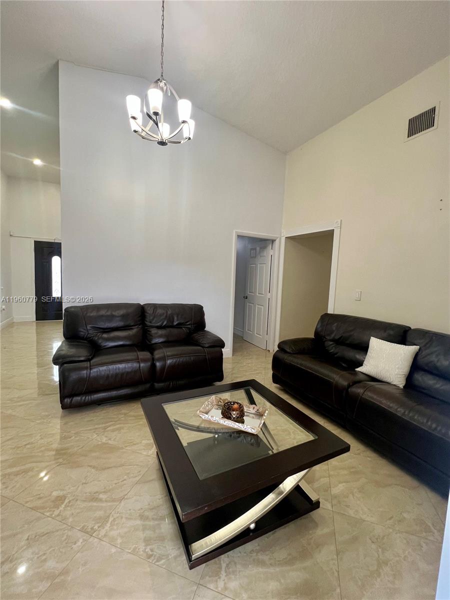 15263 Southwest 169th Lane Miami, FL 33187 - Photo 5 of 29