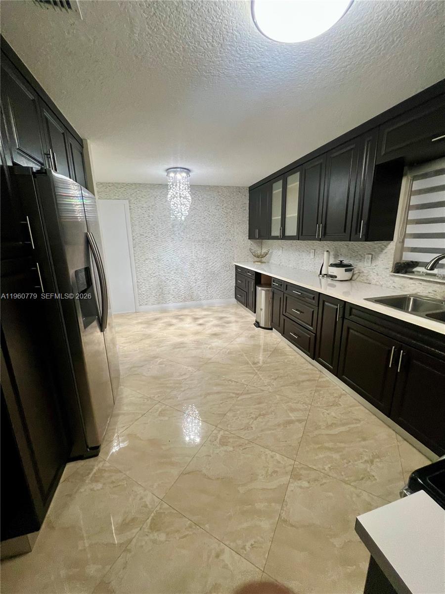 15263 Southwest 169th Lane Miami, FL 33187 - Photo 10 of 29