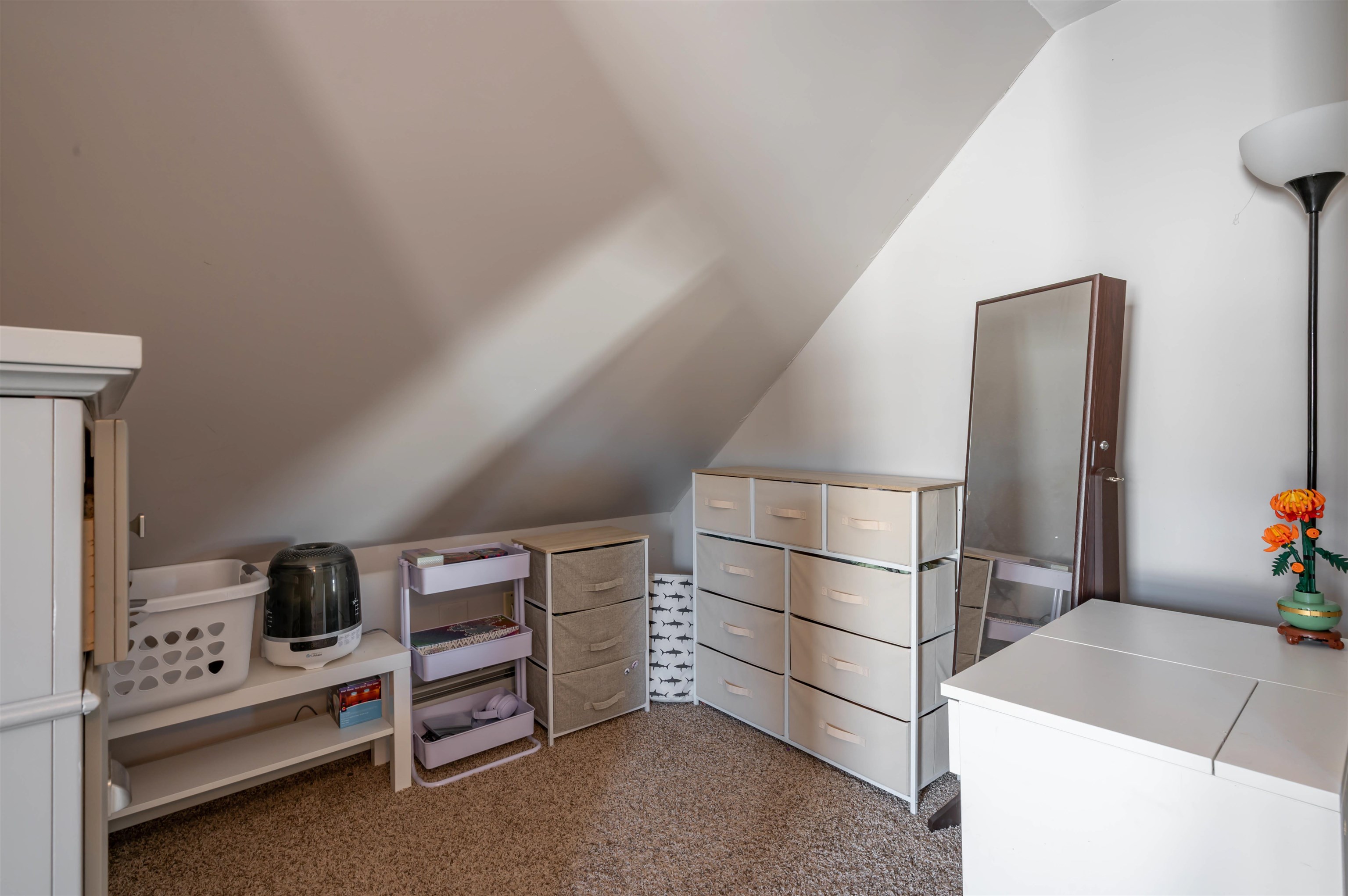 12 Chase Street Hooksett, NH 03106 - Photo 23 of 31