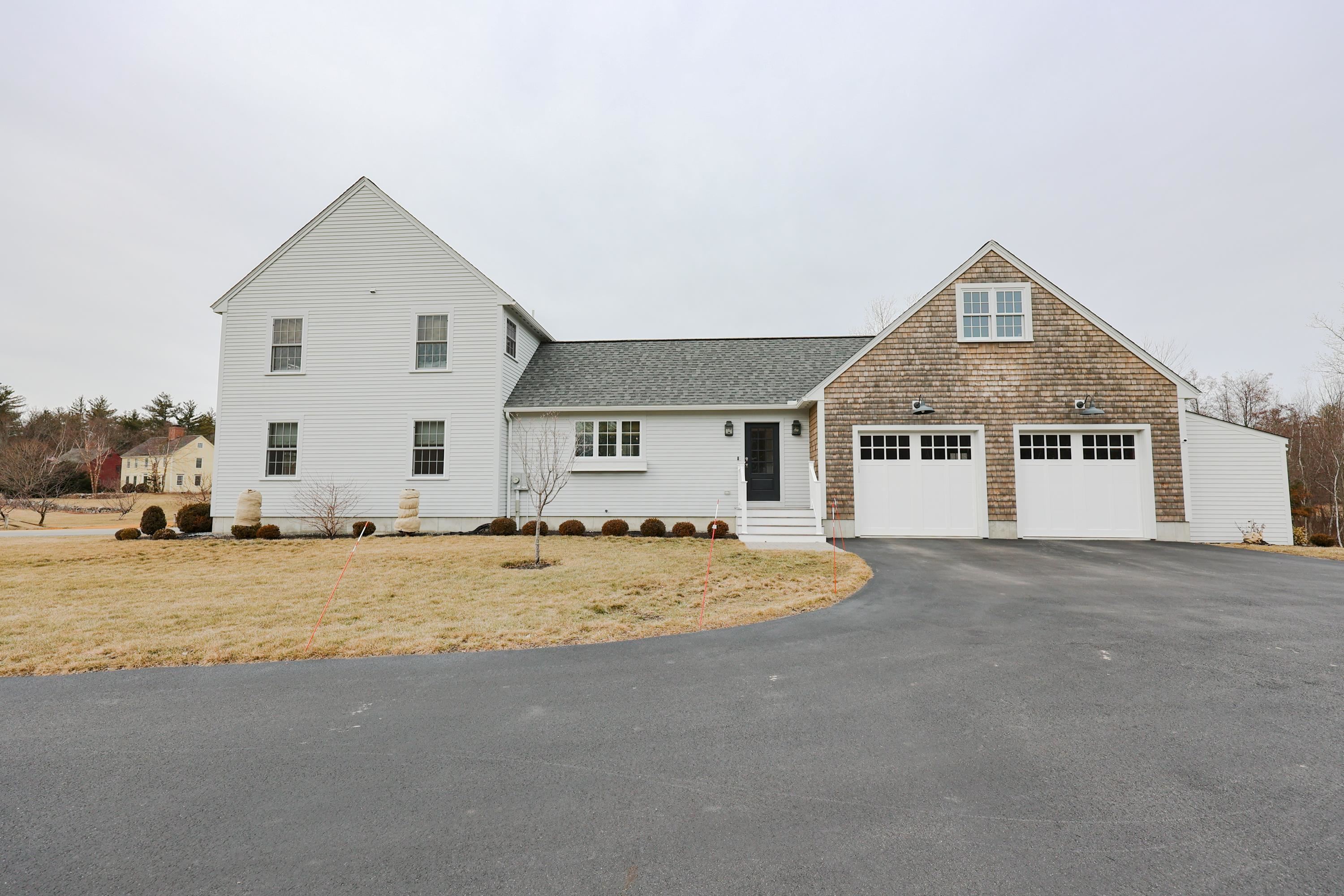 28 Shetland Road Chester, NH 03036 - Photo 2 of 40