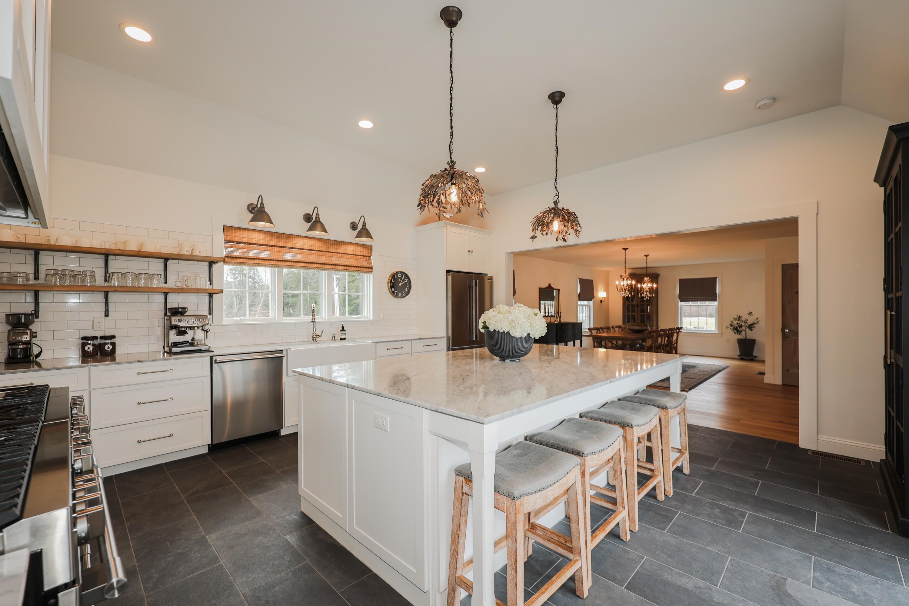 28 Shetland Road Chester, NH 03036 - Photo 8 of 40