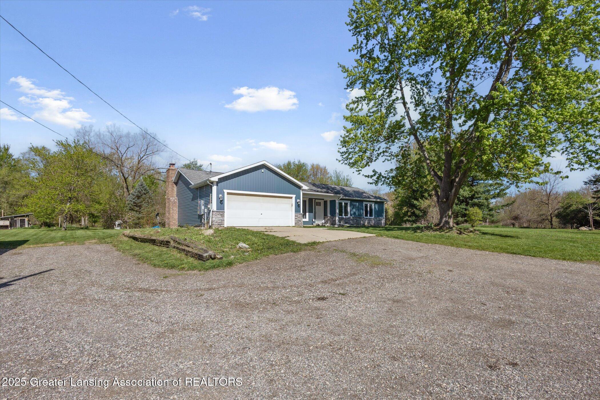 15426 South Lowell Road Lansing, MI 48906 - Photo 2 of 42 02-15426-S-Lowell-Rd-Lansing-MI-48906-Wi
