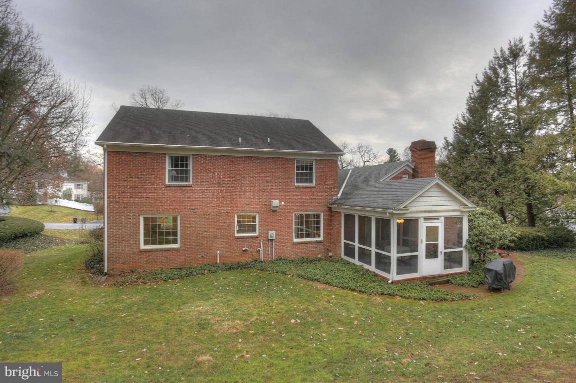 1309 Meadowbrook Road Lancaster, PA 17603 - Photo 11 of 55 Gallery Image 11