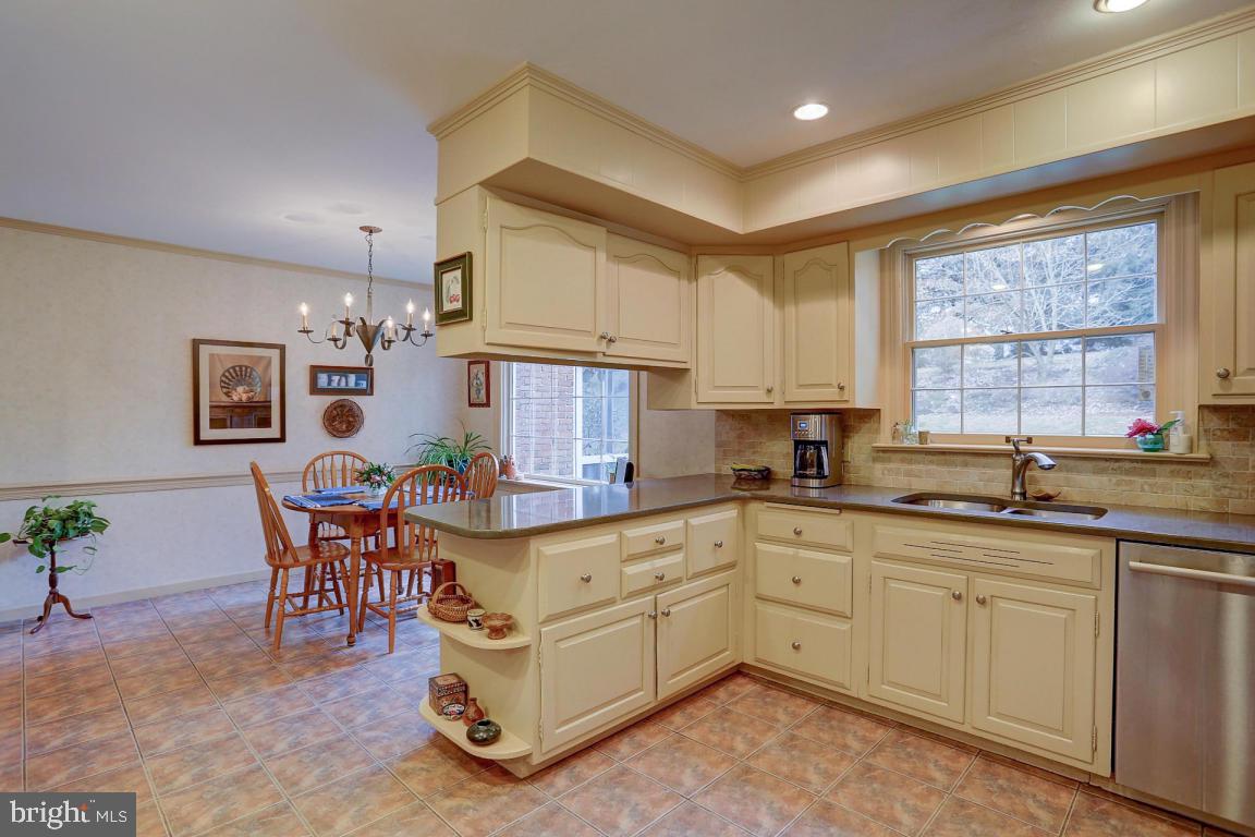 1309 Meadowbrook Road Lancaster, PA 17603 - Photo 21 of 55 Gallery Image 21