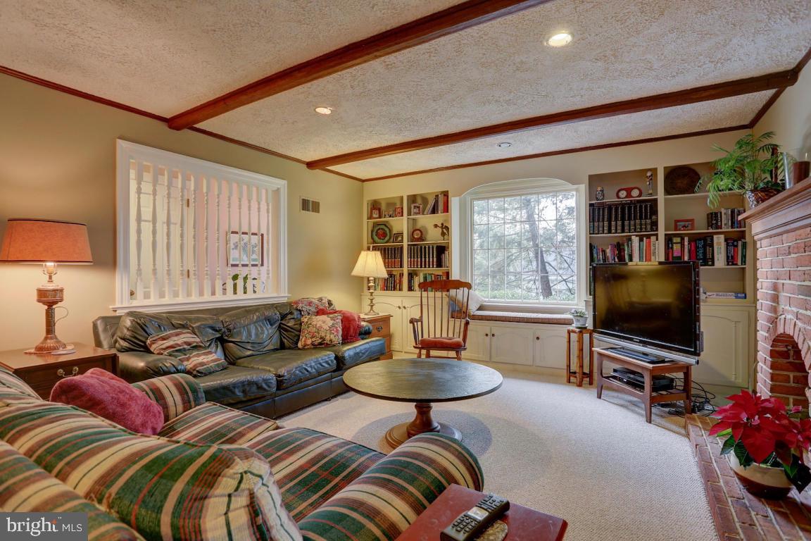 1309 Meadowbrook Road Lancaster, PA 17603 - Photo 33 of 55 Gallery Image 33