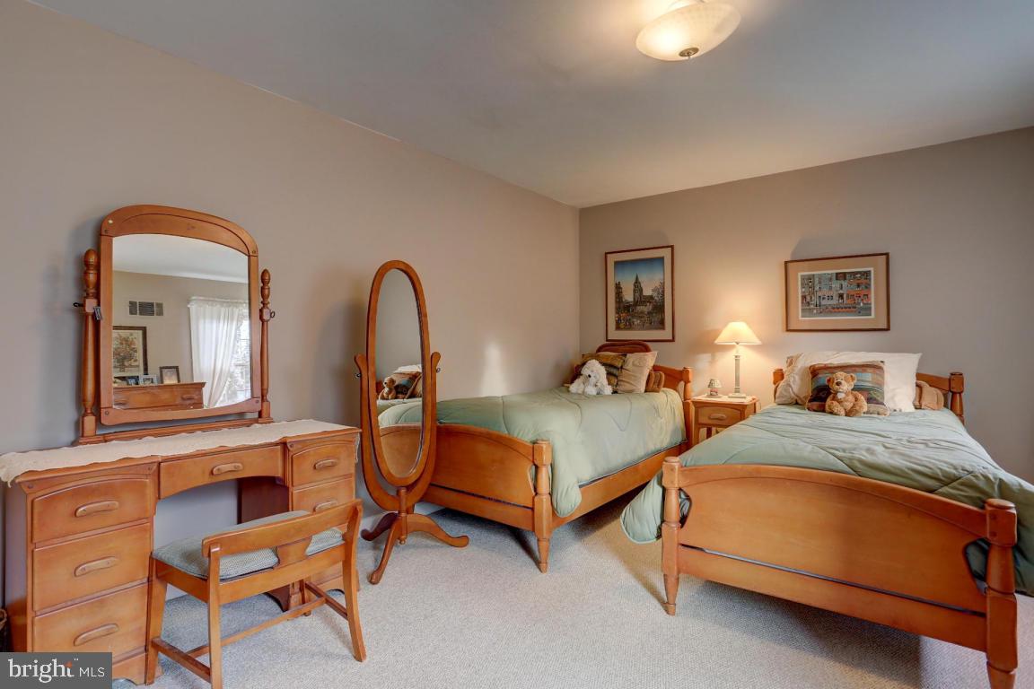 1309 Meadowbrook Road Lancaster, PA 17603 - Photo 46 of 55 Gallery Image 46