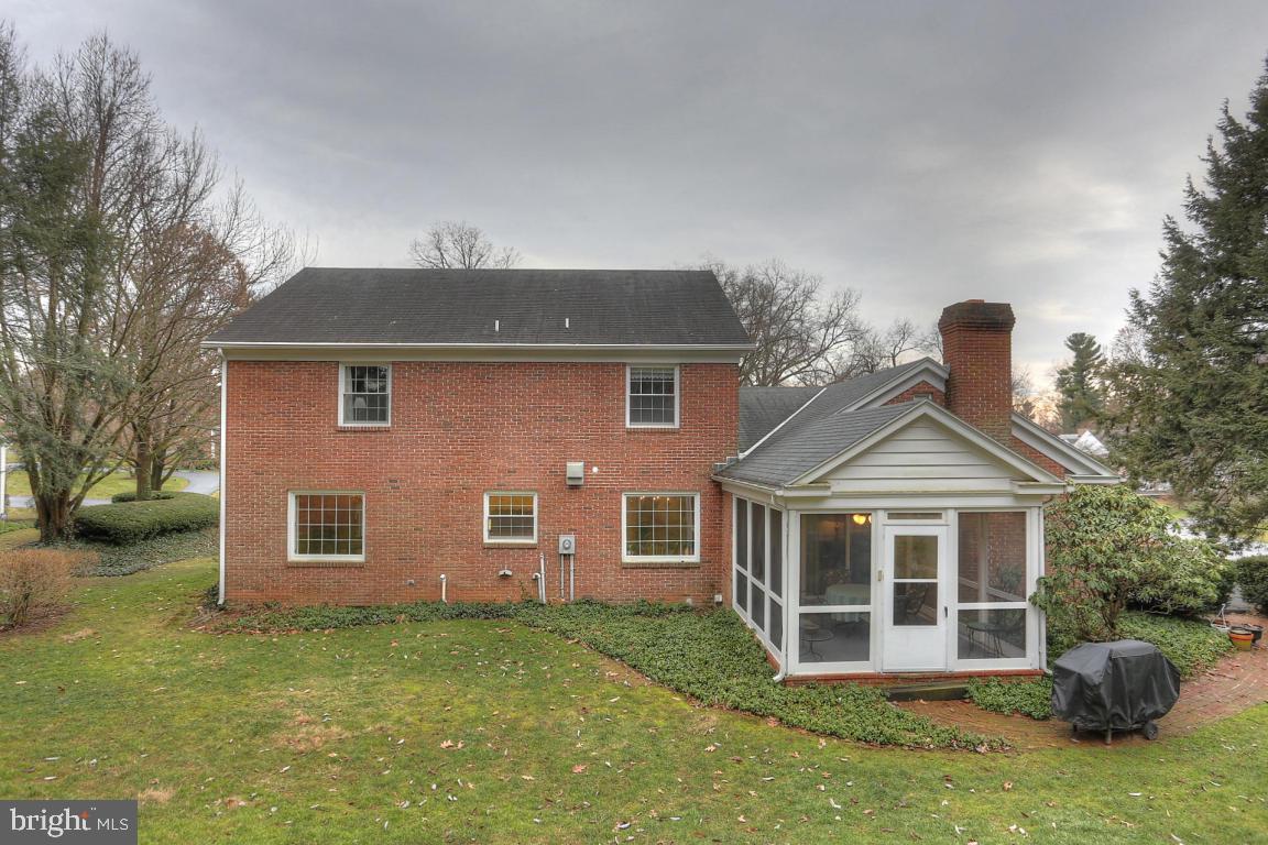 1309 Meadowbrook Road Lancaster, PA 17603 - Photo 10 of 55 Gallery Image 10