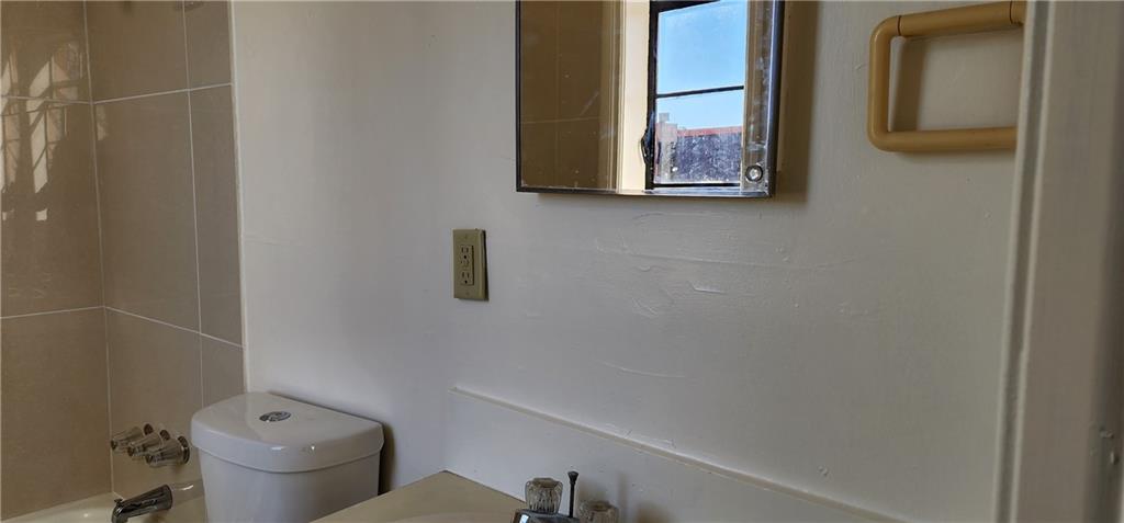 1529 South 15-29 S Main St Street, Unit 3 3 Jasper, GA 30143 - Photo 6 of 6 a bathroom with a toilet and a sink