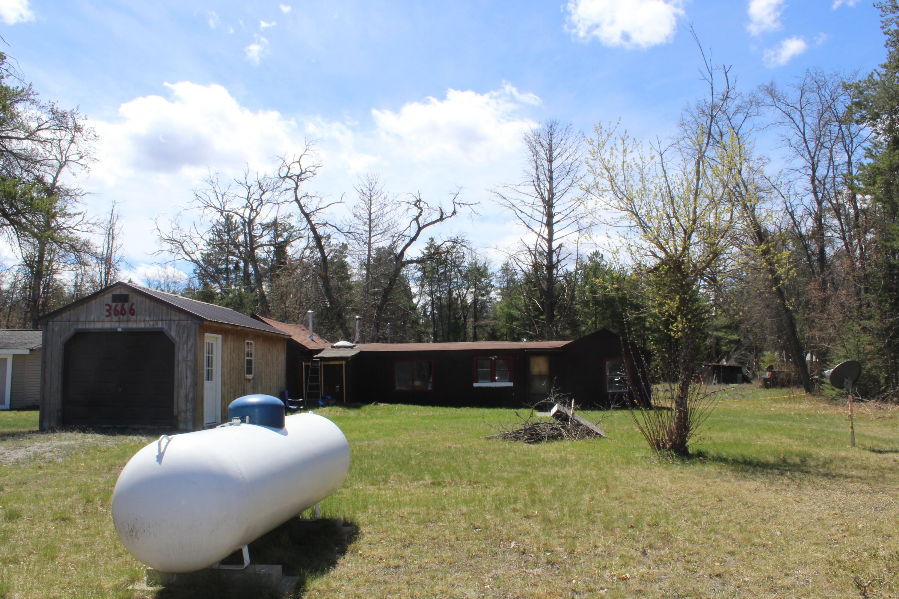 3666 Old State Road Mio, MI 48647 - Photo 3 of 28 IMG_7080