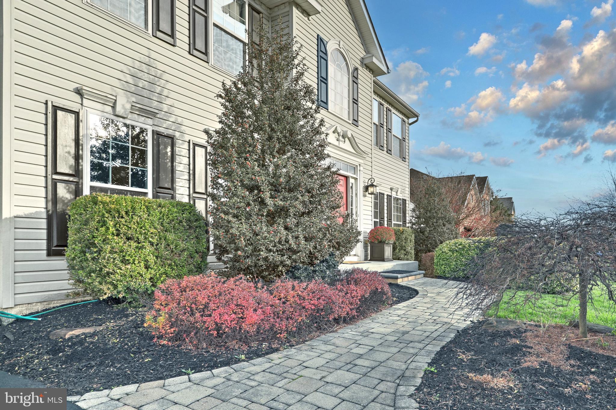 48 Smith Mill Road New Freedom, PA 17349 - Photo 5 of 40 Beautifully landscaped walkway to the front door.