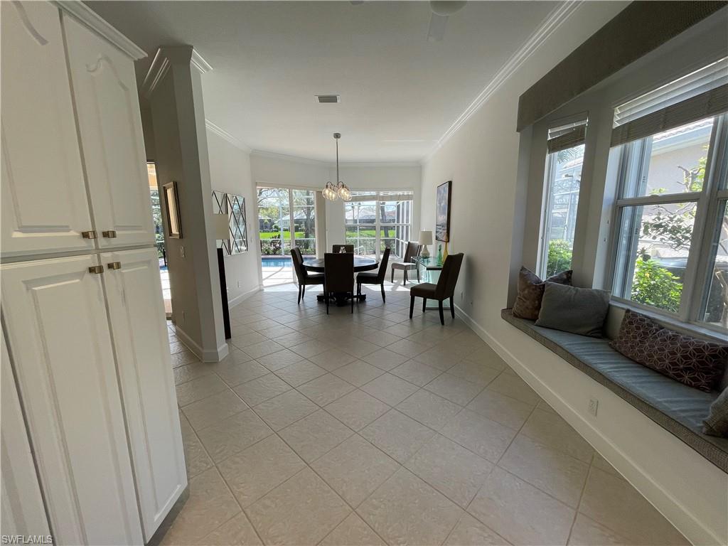 6474 Waverly Green Way Naples, FL 34110 - Photo 10 of 36