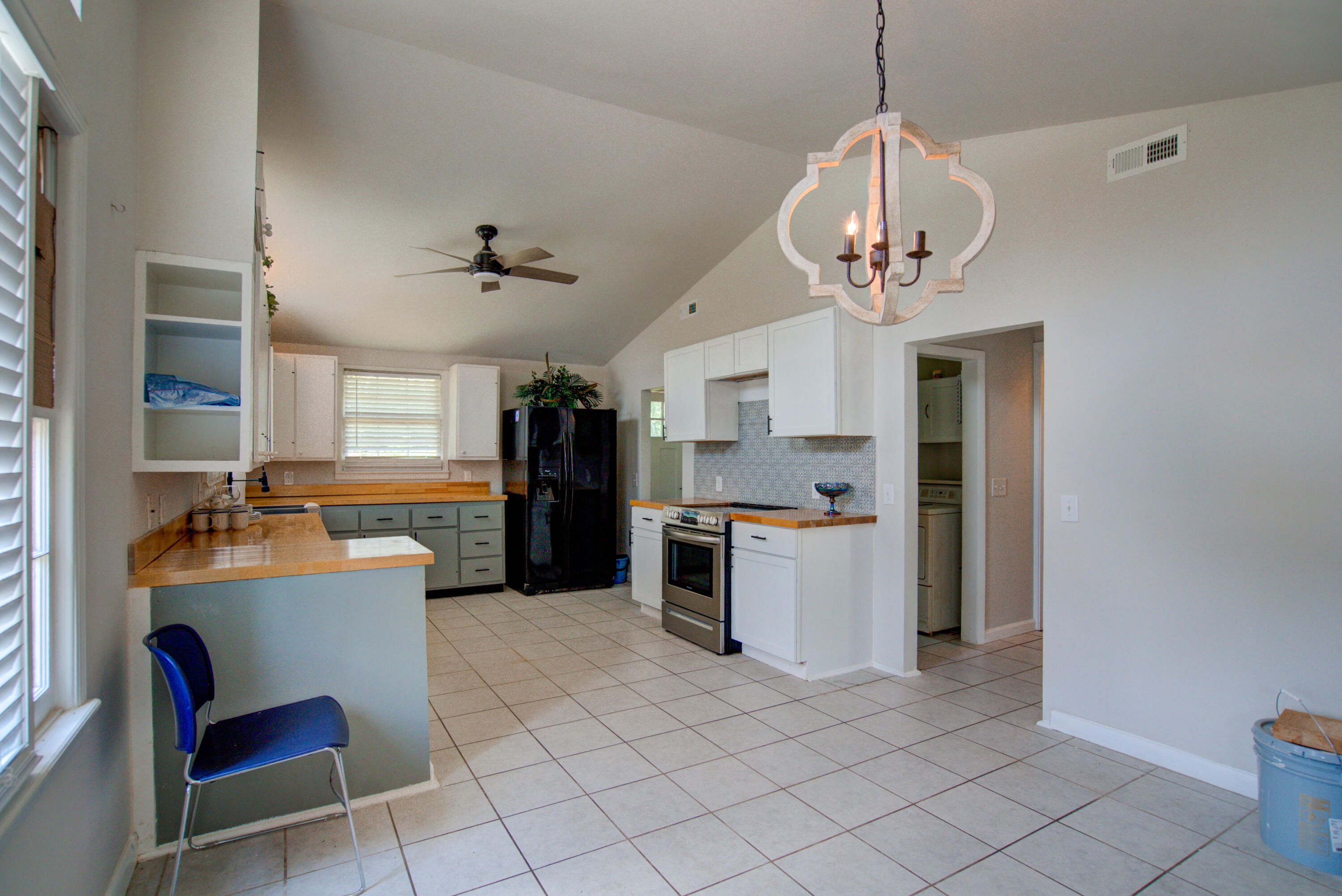 243 County Rd S-18-747 Summerville, SC 29483 - Photo 6 of 19 Photo48