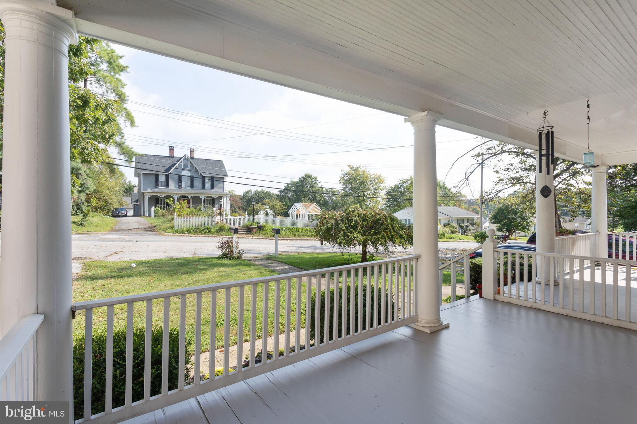 1536 South Rolling Road Baltimore, MD 21227 - Photo 4 of 29