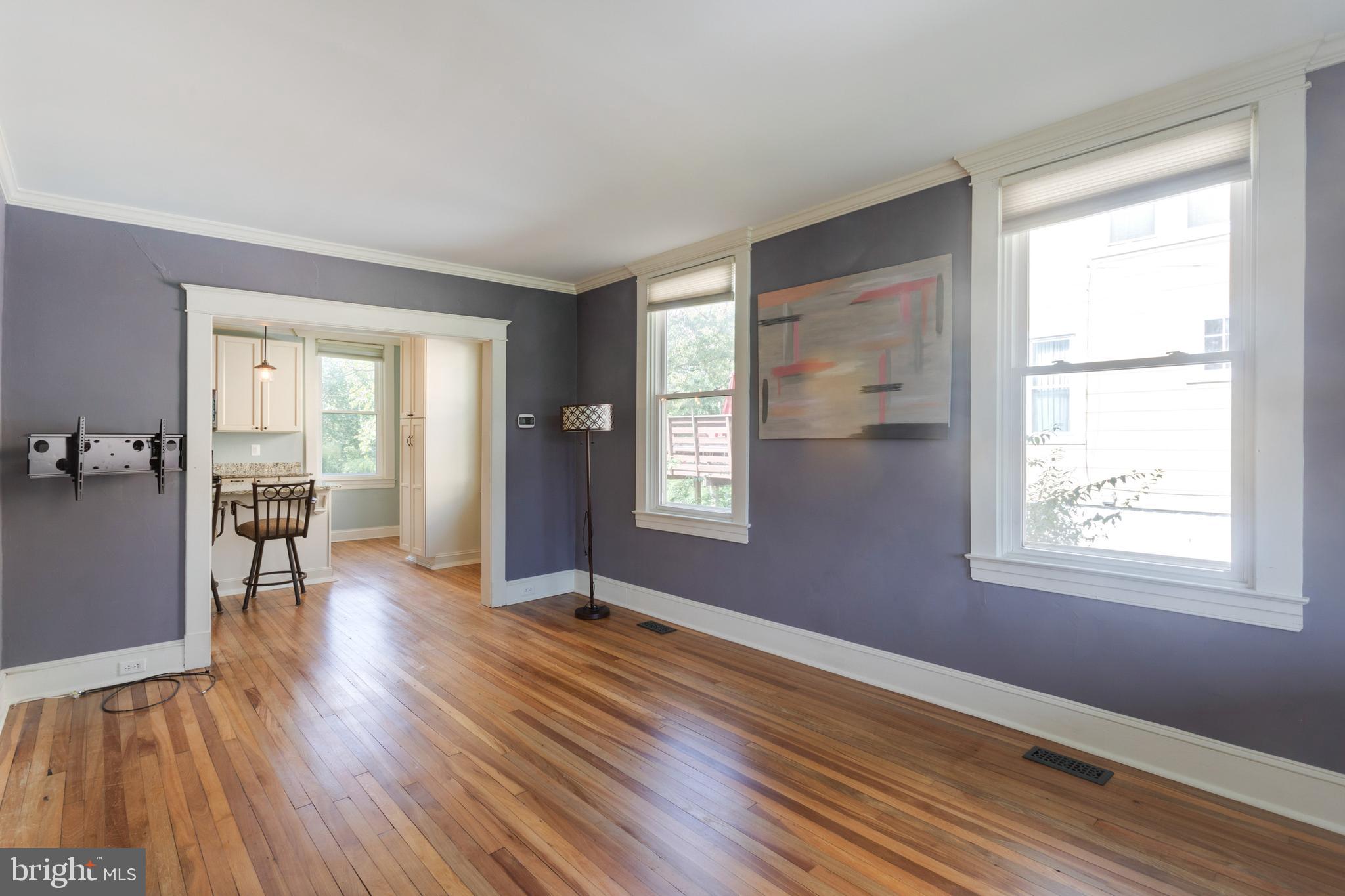 1536 South Rolling Road Baltimore, MD 21227 - Photo 6 of 29