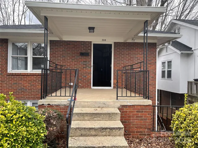 $1,500 | 208 North Sunset Drive, Winston-Salem, NC 27101