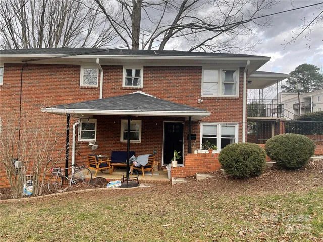 $1,500 | 208 North Sunset Drive, Winston-Salem, NC 27101