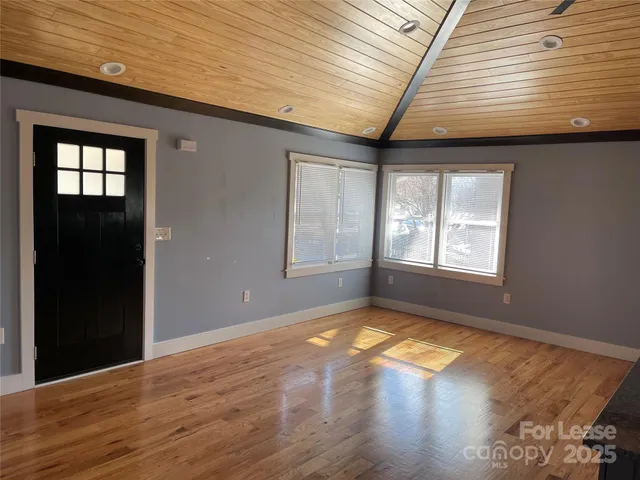 $1,500 | 208 North Sunset Drive, Winston-Salem, NC 27101