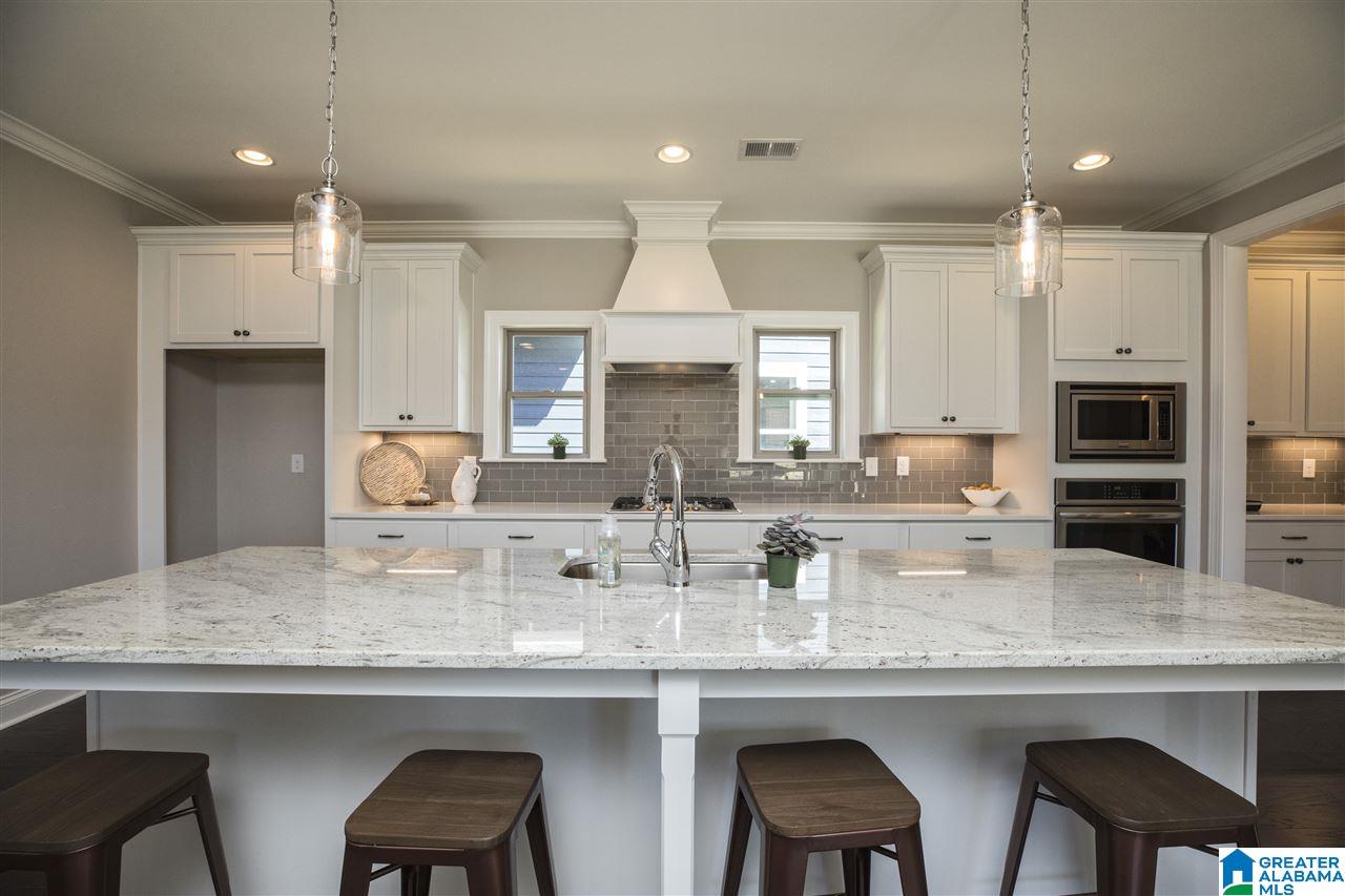2688 Altadena Ridge Circle Birmingham, AL 35243 - Photo 5 of 34