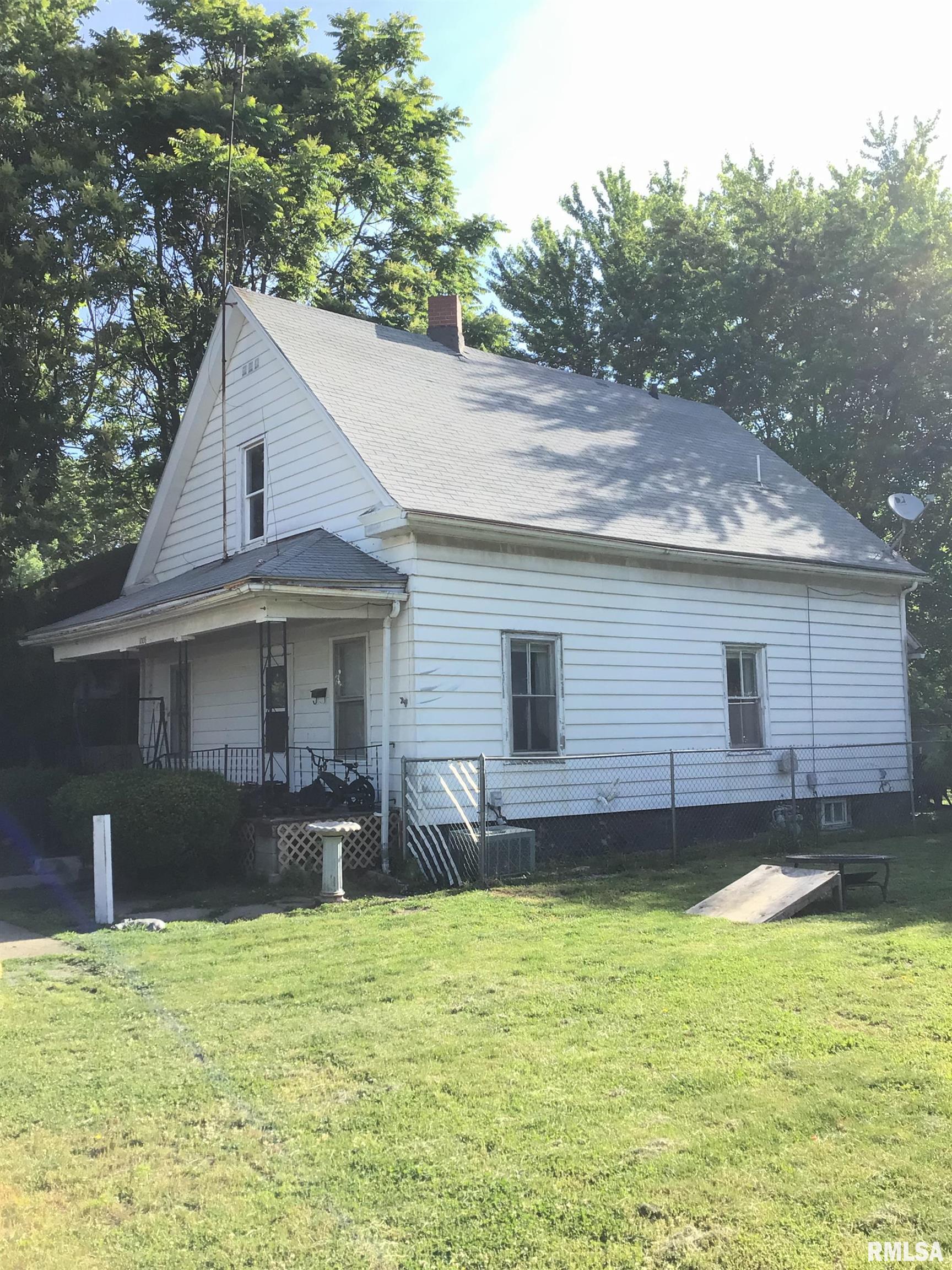 1008 South 3rd Street Springfield, IL 62703 - Photo 3 of 4