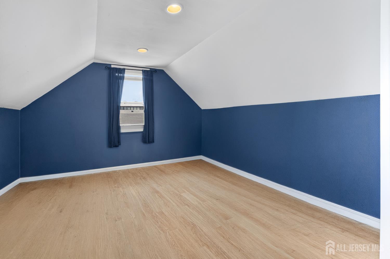 28 Wagner Street Fords, NJ 08863 - Photo 19 of 30