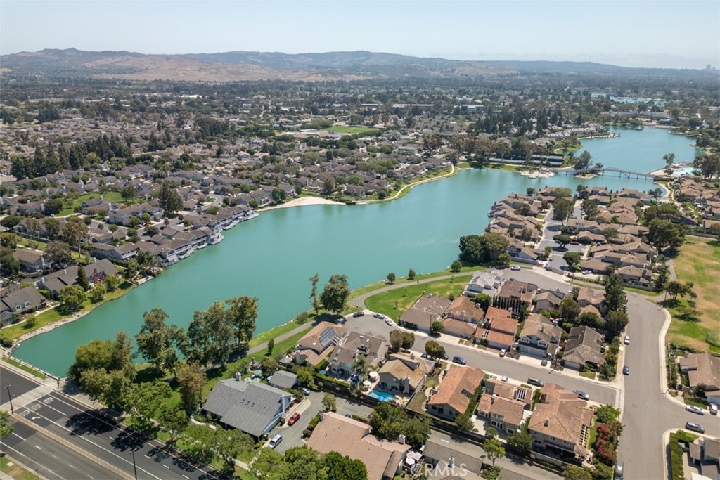 124 Nighthawk Irvine, CA 92604 - Photo 58 of 61 an aerial view of multiple house