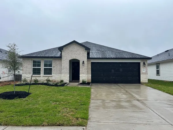 $2,450 | 1107 Fringed Bluestar Drive, Rosharon, TX 77583