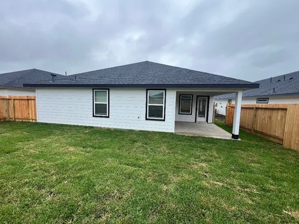 $2,450 | 1107 Fringed Bluestar Drive, Rosharon, TX 77583