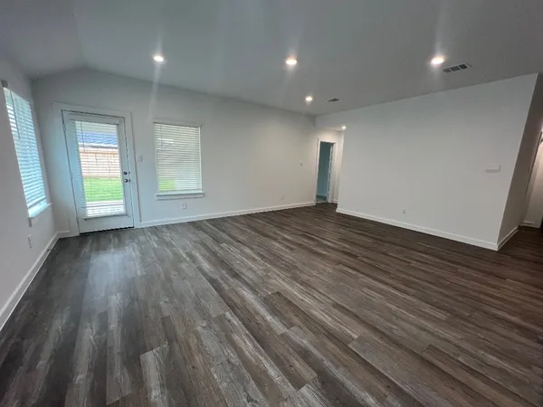 $2,450 | 1107 Fringed Bluestar Drive, Rosharon, TX 77583