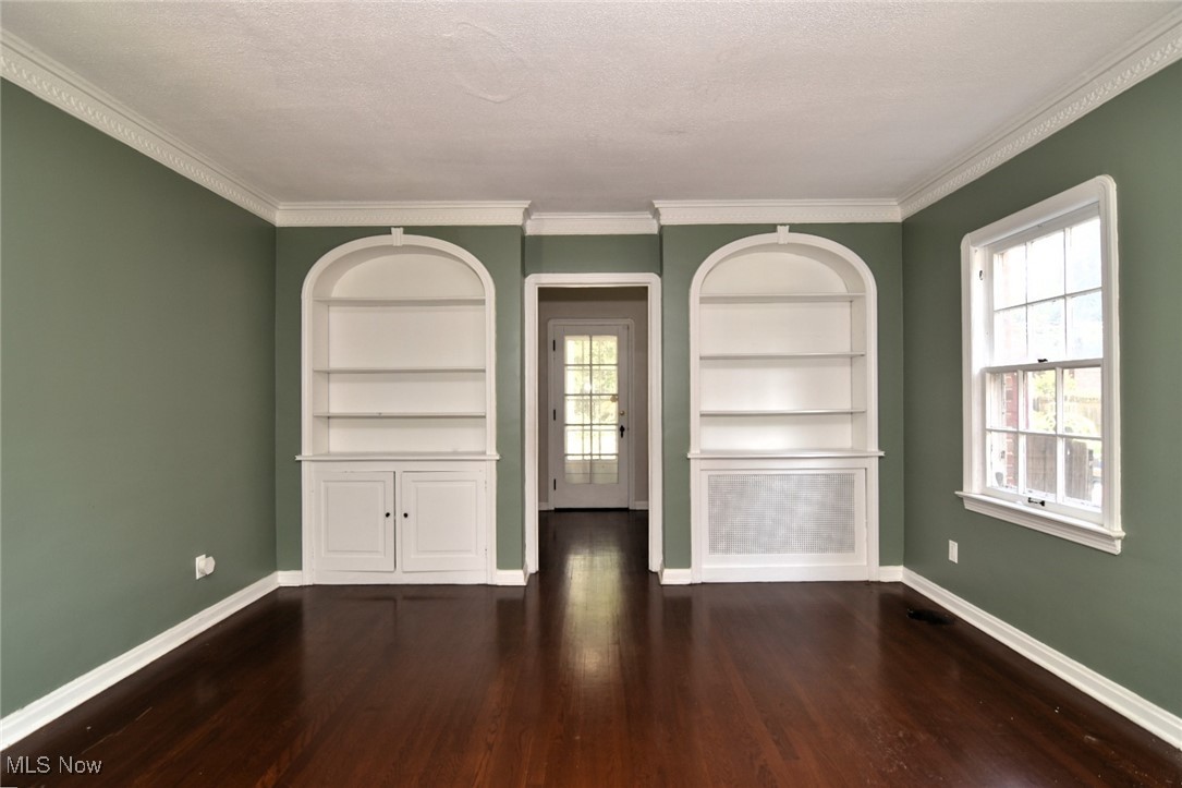 Living Room, with built-in shelves