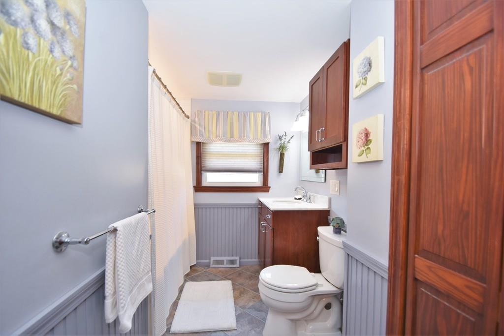 11 Grandview Road Billerica, MA 01821 - Photo 8 of 21