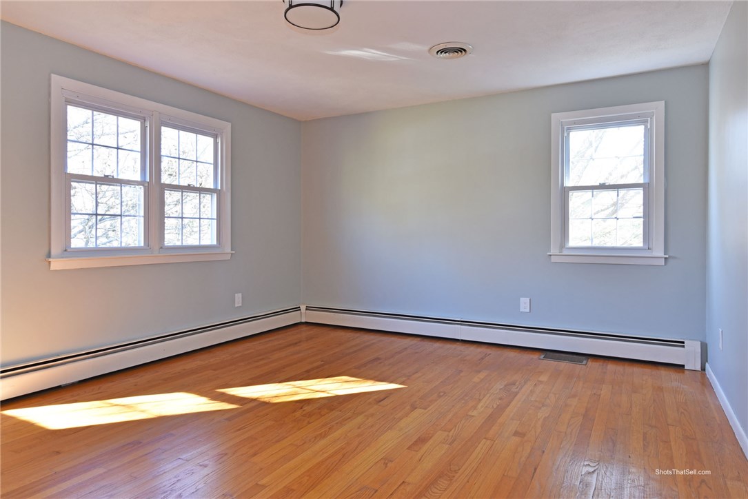 540 Pippin Orchard Road Cranston, RI 02921 - Photo 16 of 21