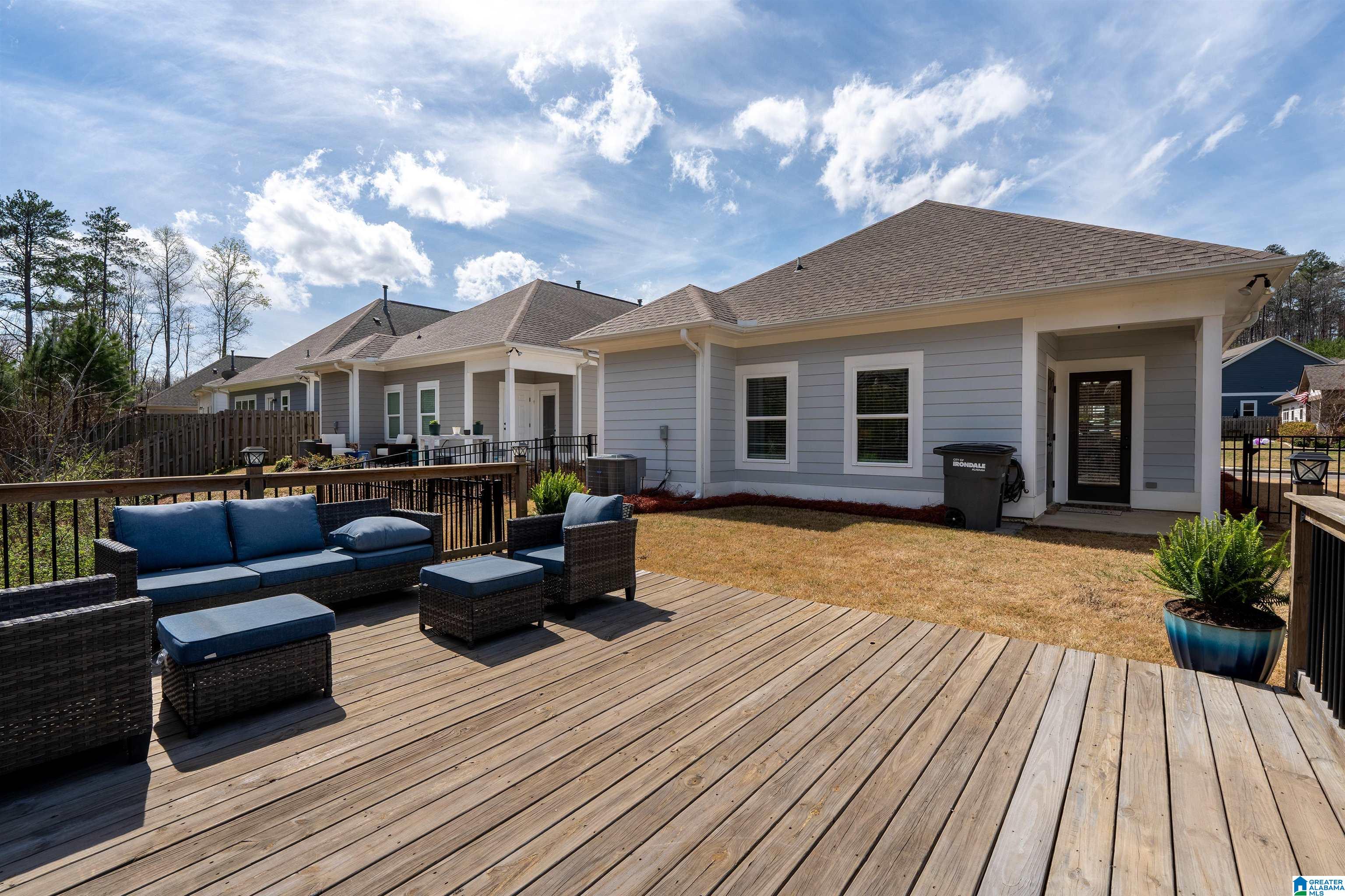 1429 Valley Trace Birmingham, AL 35210 - Photo 25 of 31