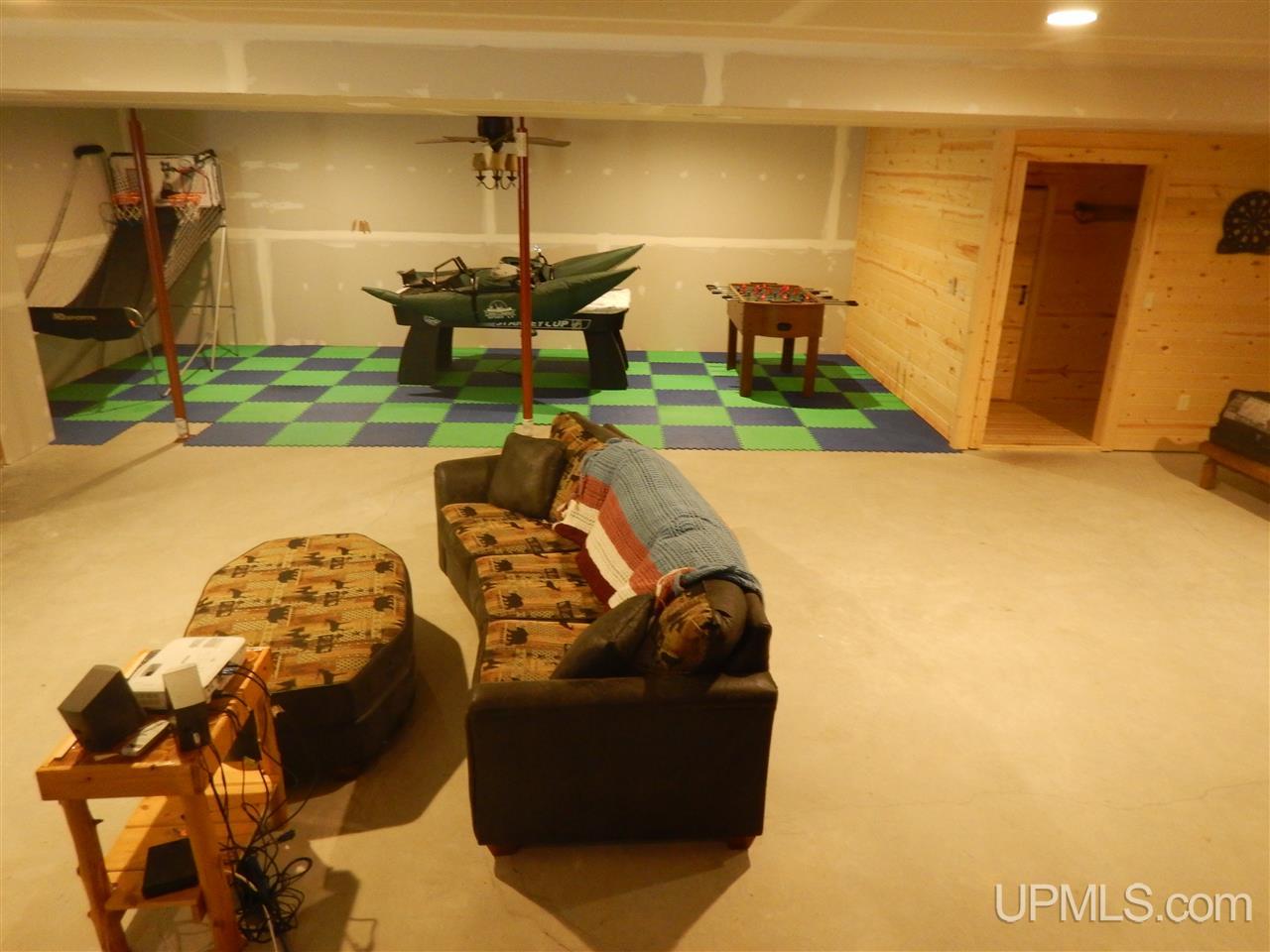 13300 Camp 9 Road Rock, MI 49880 - Photo 35 of 50 Gallery Image 35